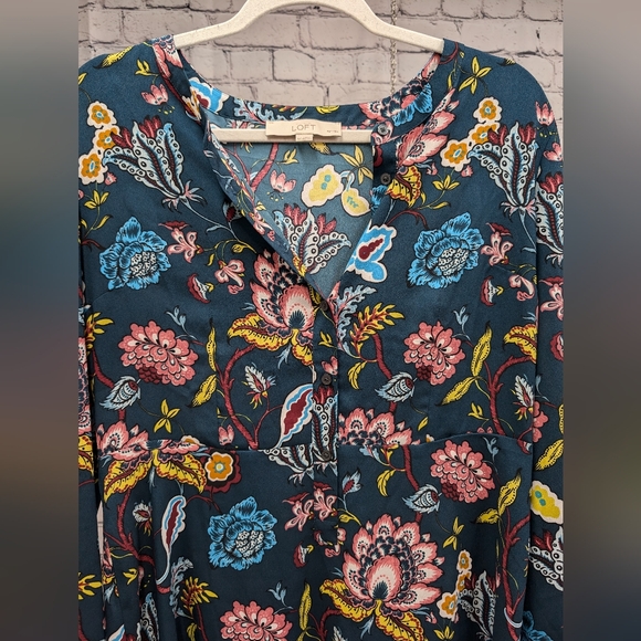 Loft dress - Picture 2 of 6